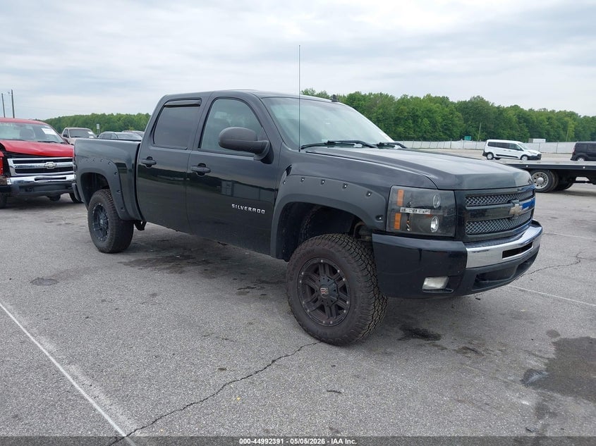 2011 CHEVROLET SILVERADO 1500 LT | 3GCPKSE39BG243988 | UPCARS