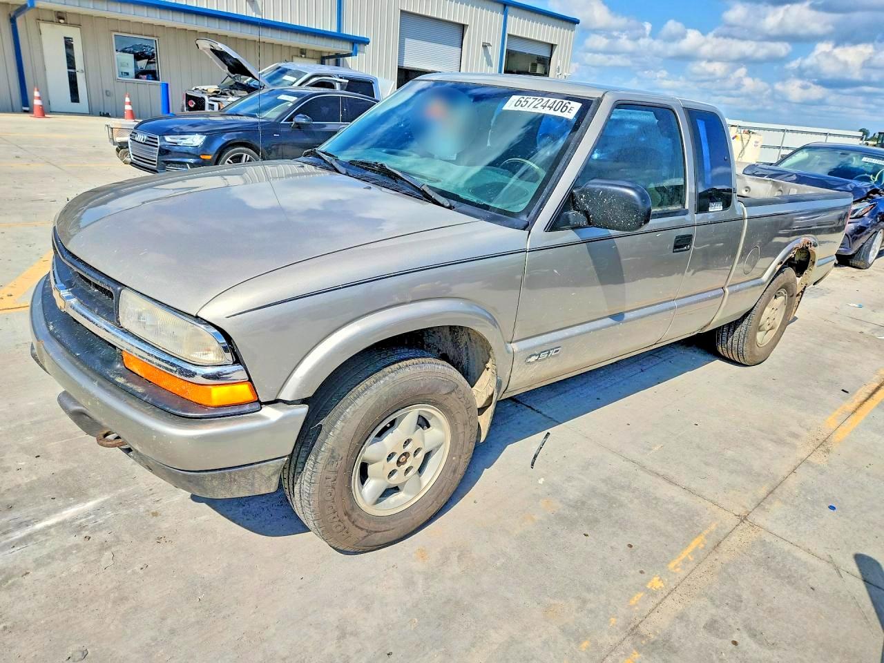 2001 CHEVROLET S10 | 1GCDT19W118158453 | UPCARS