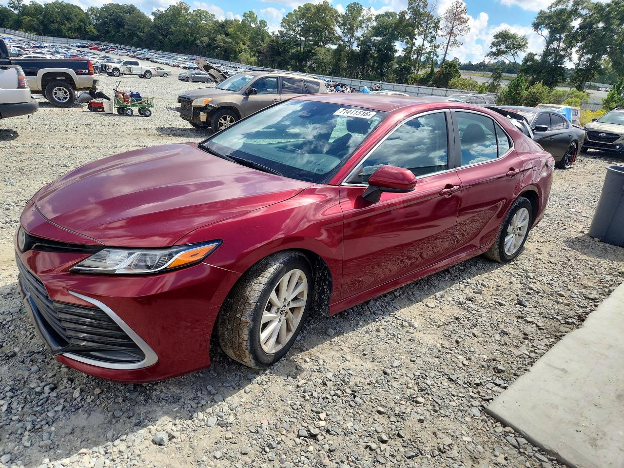 2021 TOYOTA CAMRY LE | 4T1C11AKXMU422450 | UPCARS