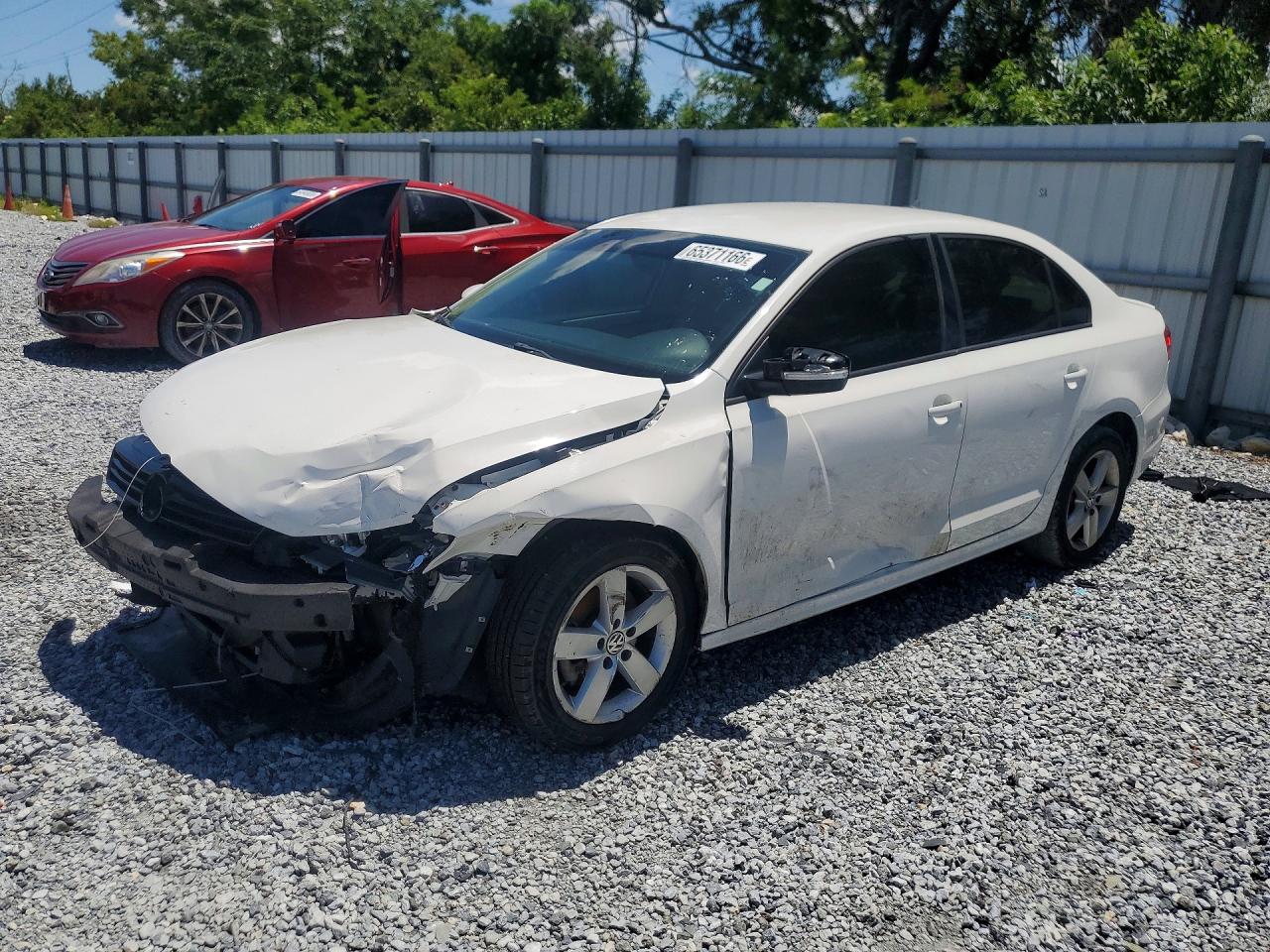 2011 VOLKSWAGEN JETTA TDI | 3VWLL7AJ3BM131876 | UPCARS