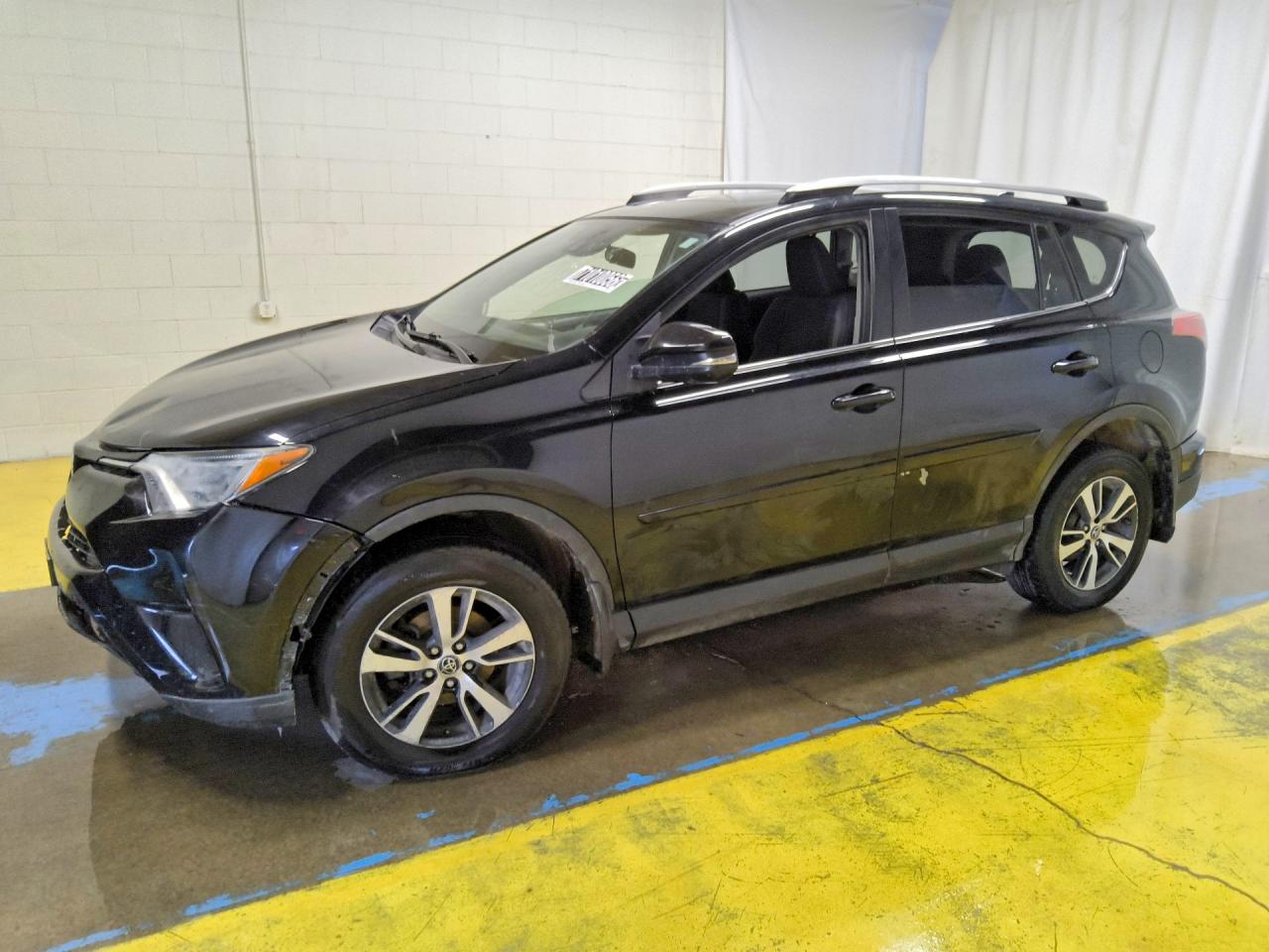 2018 TOYOTA RAV4 XLE | 2T3RFREV6JW713495 | UPCARS