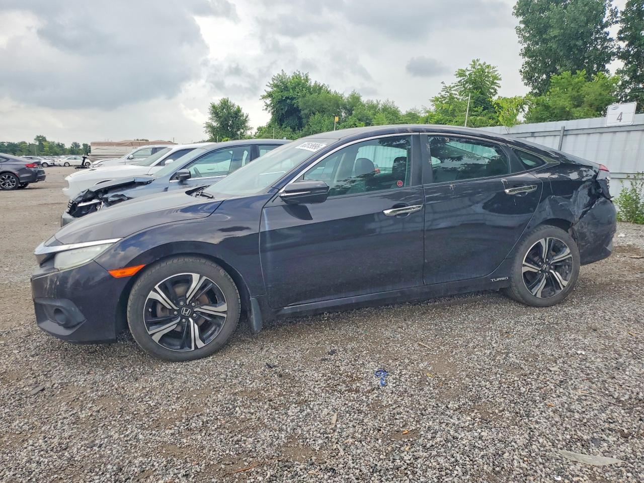 2016 HONDA CIVIC TOURING | 2HGFC1F95GH101135 | UPCARS