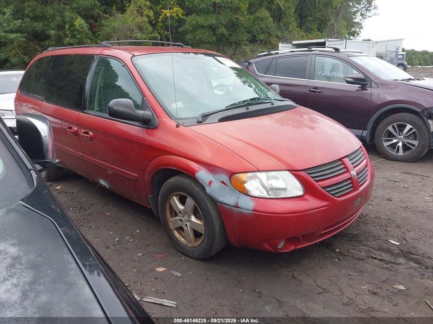 2005 DODGE GRAND CARAVAN SXT | 2D4GP44L85R195061 | UPCARS