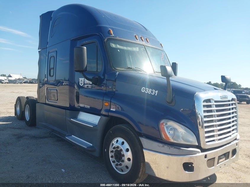 2016 FREIGHTLINER CASCADIA 125 | 3AKJGLDR8GSGX3489 | UPCARS