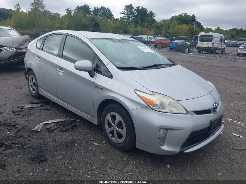 2013 TOYOTA PRIUS FOUR | JTDKN3DU4D5552697 | UPCARS