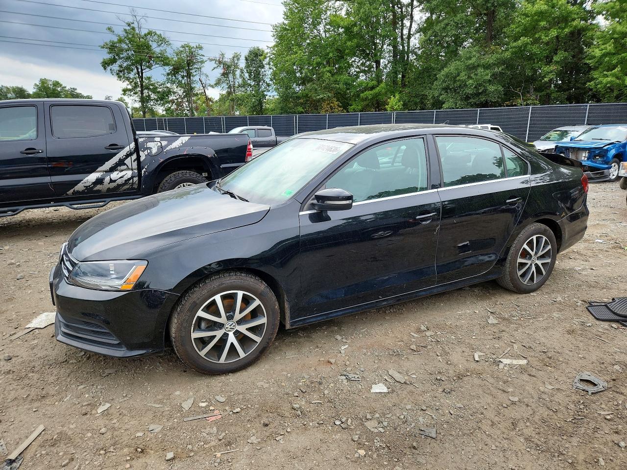 2017 VOLKSWAGEN JETTA SE | 3VWDB7AJ4HM316132 | UPCARS