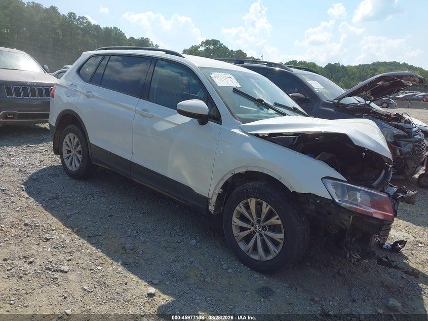 2018 VOLKSWAGEN TIGUAN 2.0T S | 3VV1B7AX1JM083814 | UPCARS