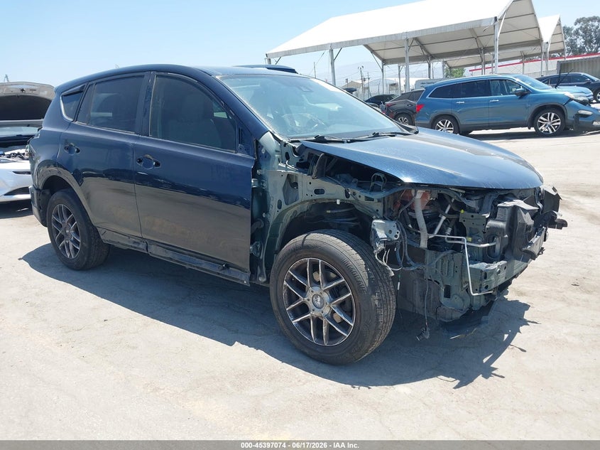 2017 TOYOTA RAV4 XLE | JTMWFREV7HJ103004 | UPCARS