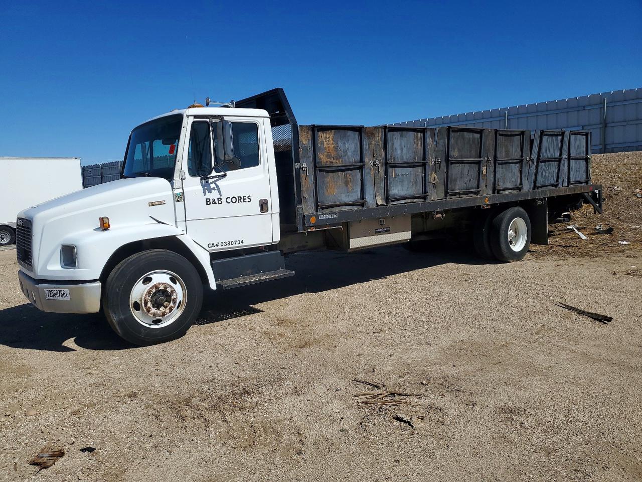 2000 FREIGHTLINER ALL OTHER FL70 | 1FV6HJAC2YHG79761 | UPCARS