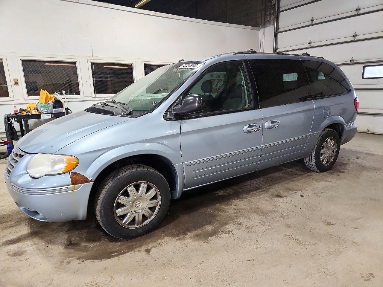 2006 CHRYSLER MINIVAN LIMITED | 2A8GP64L16R657236 | UPCARS