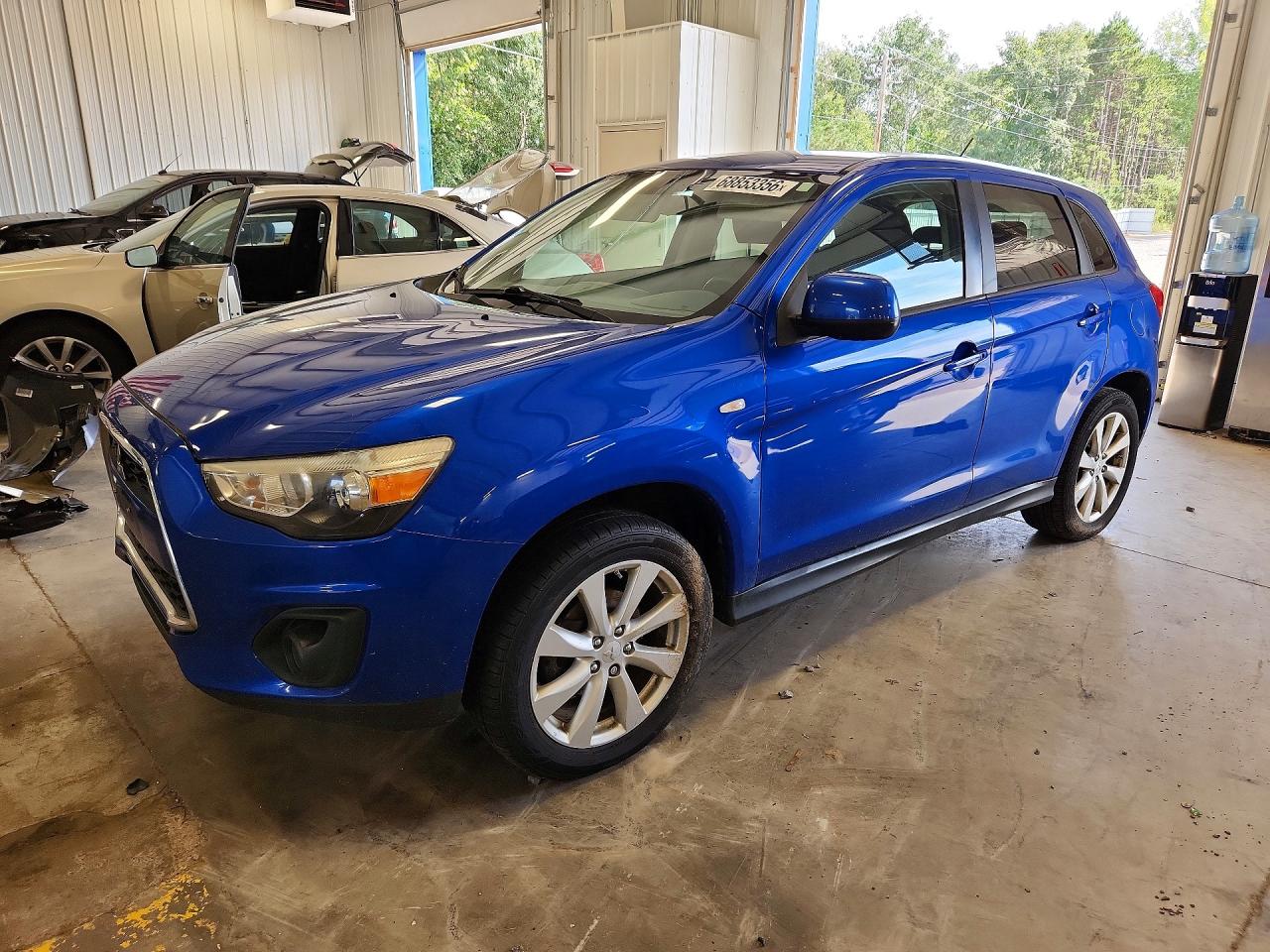 2015 MITSUBISHI OUTLANDER ES | 4A4AR3AU7FE049942 | UPCARS