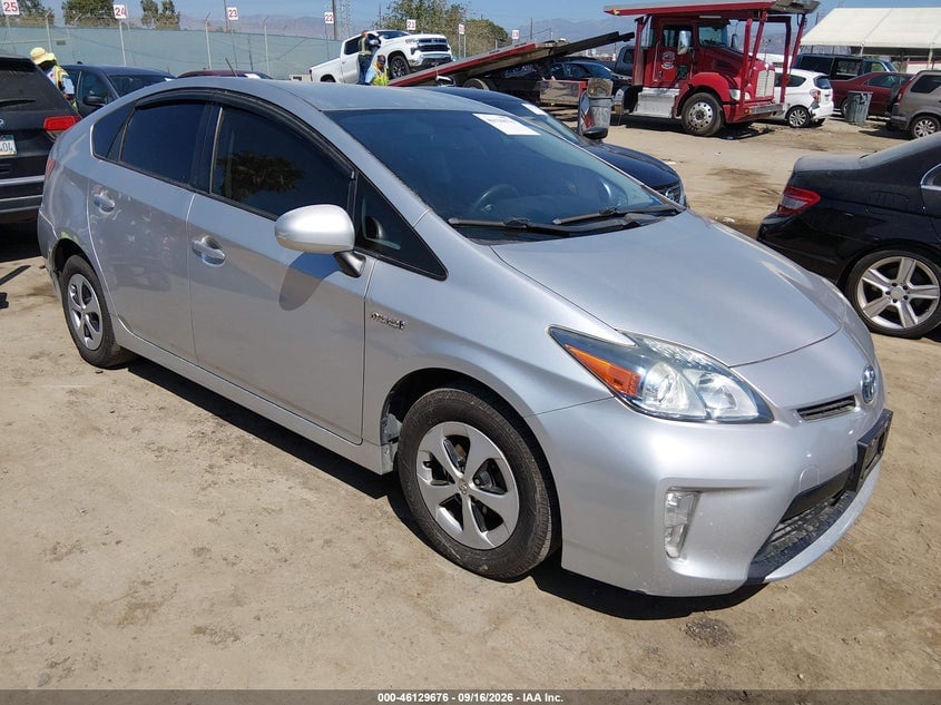 2013 TOYOTA PRIUS THREE | JTDKN3DU5D5631988 | UPCARS