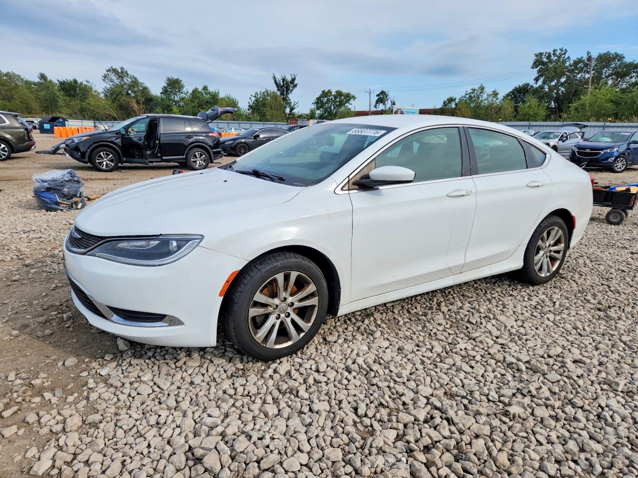 2016 CHRYSLER 200 LIMITED | 1C3CCCAB1GN136967 | UPCARS