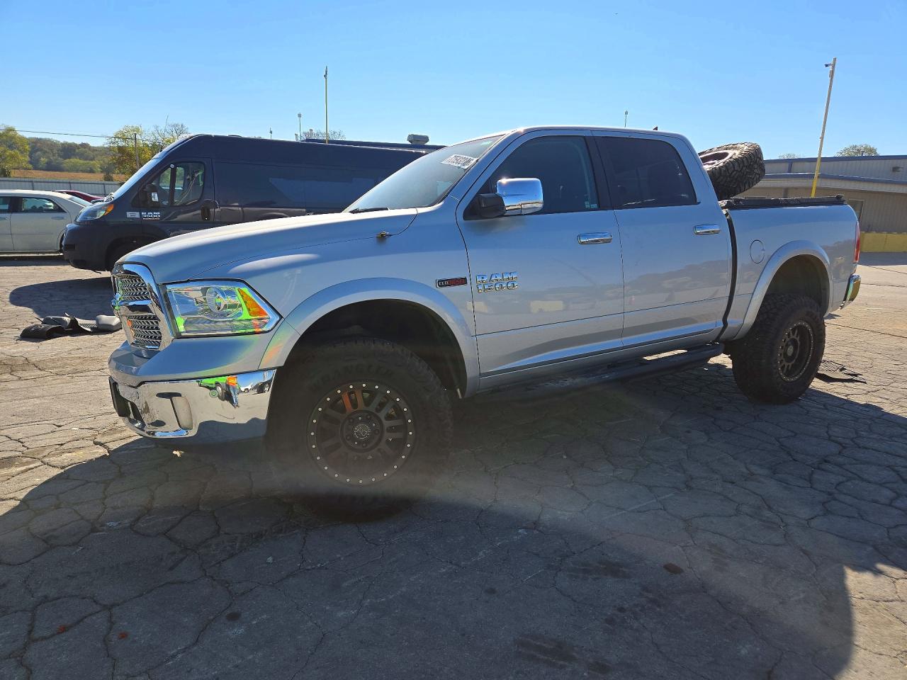 2017 RAM 1500 LARAMIE | 1C6RR7NM2HS876562 | UPCARS