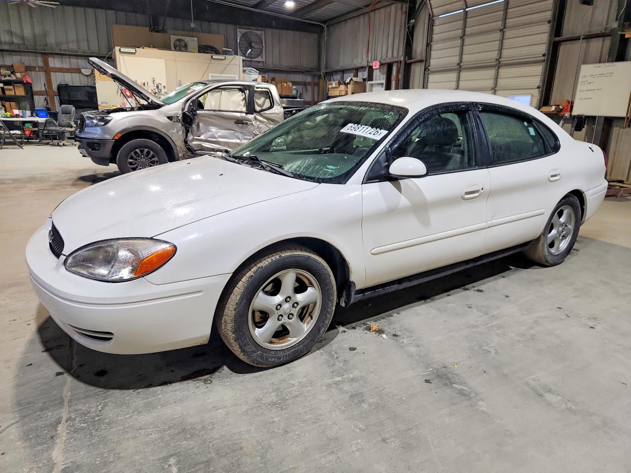 2004 FORD TAURU SE | 1FAFP53U14G133323 | UPCARS