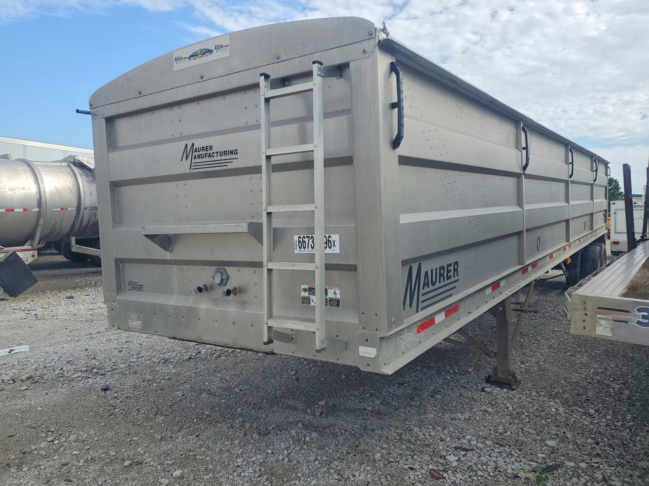 2016 MAURER MANUFACTURING INC UNKNOWN MAURER MANUFACTURING GRAIN TRAILER | 57CKG4024GS00121 | UPCARS