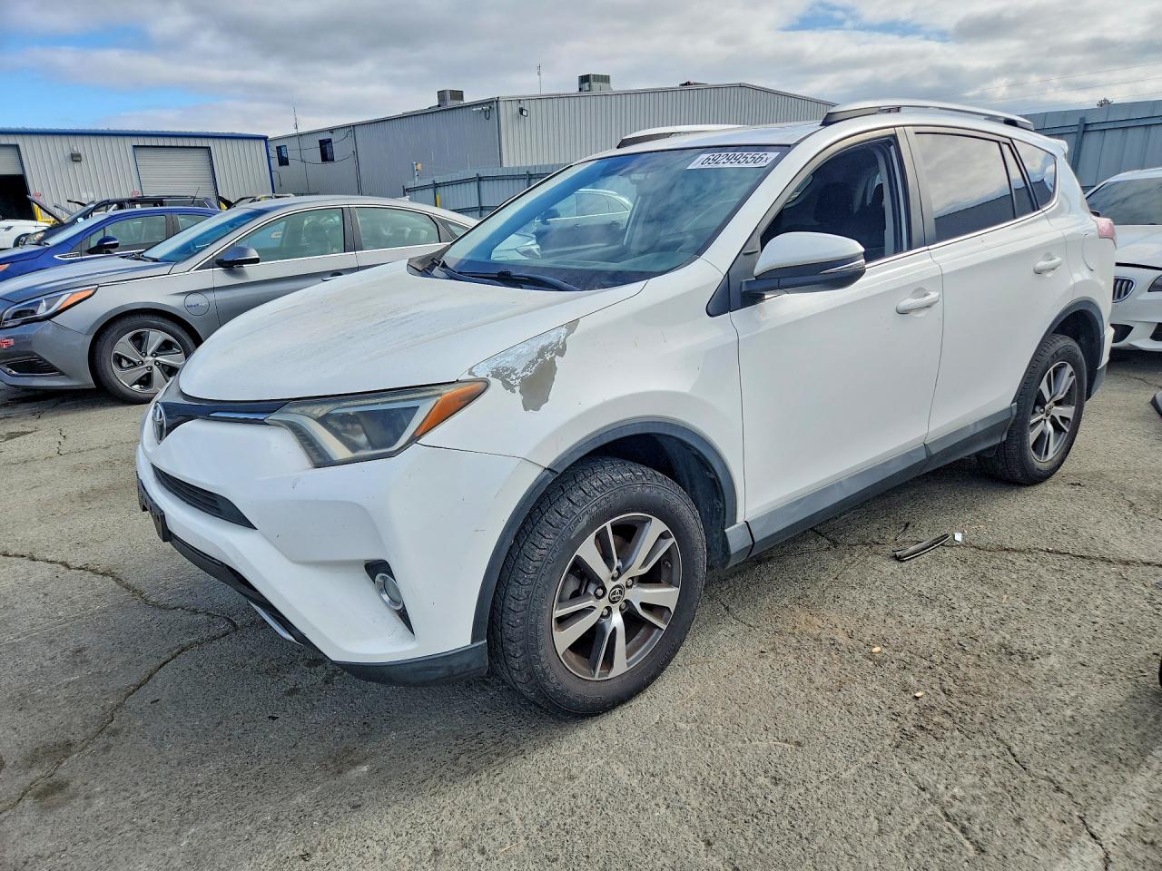 2016 TOYOTA RAV4 XLE | 2T3WFREV3GW263235 | UPCARS