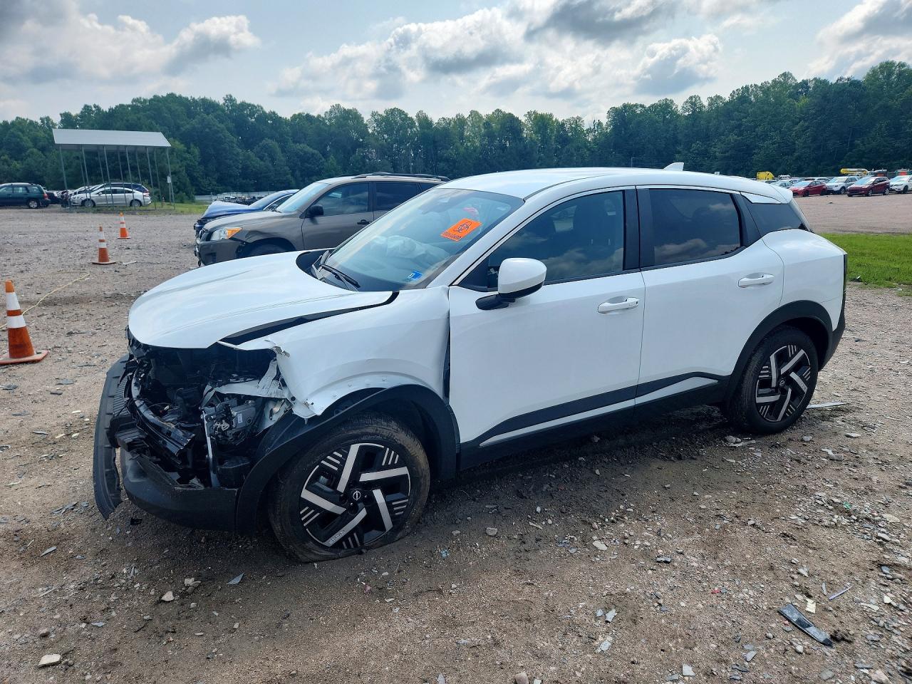 2025 NISSAN KICK SV | 3N8AP6CA2SL372487 | UPCARS