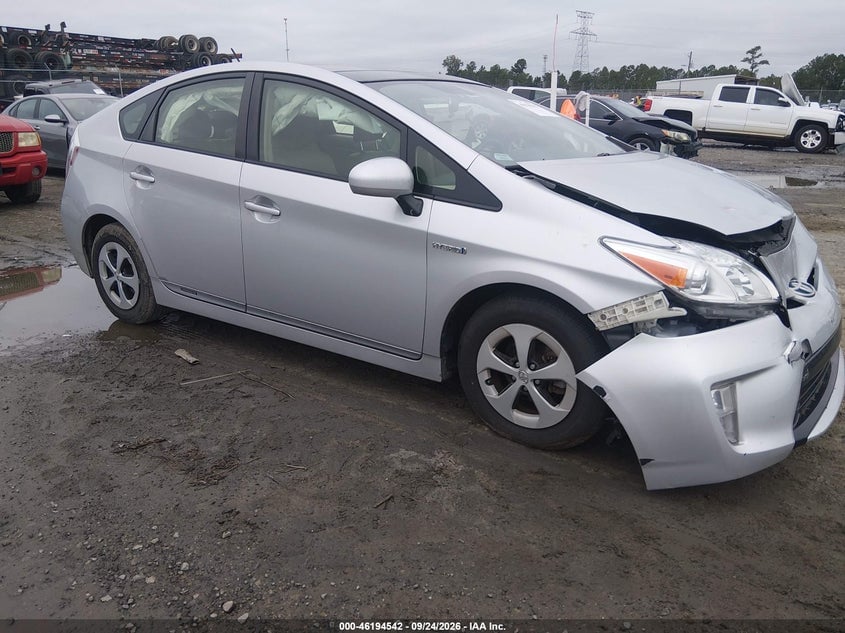 2015 TOYOTA PRIUS FOUR | JTDKN3DU7F1892274 | UPCARS